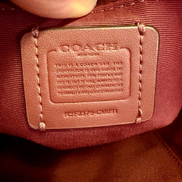 COACH Andy Suede Bucket Bag Detachable Shoulder & Crossbody Strap New Gold Tag 🤩 - Picture 3 of 8